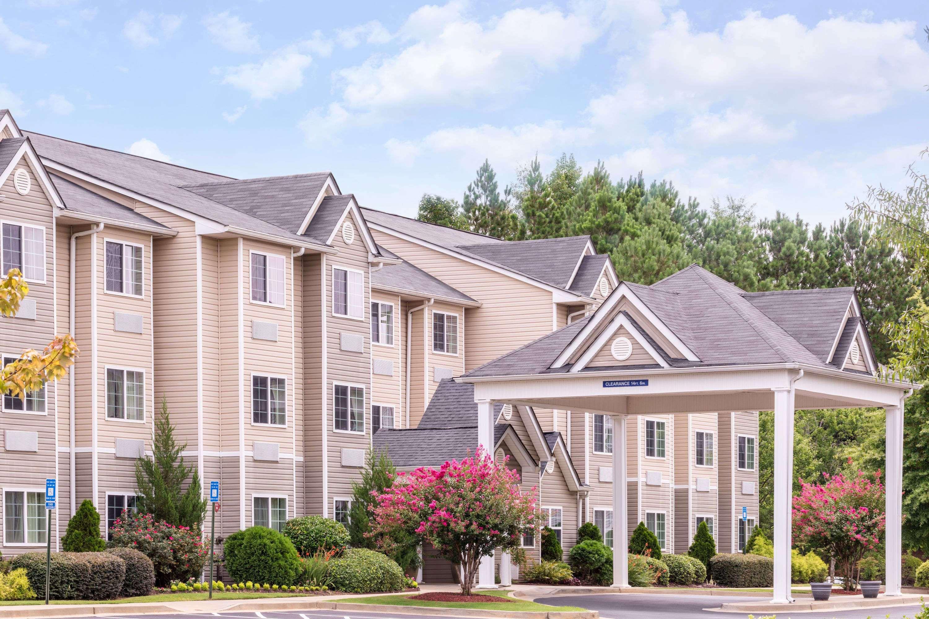 Microtel Inn & Suites Columbus North Екстериор снимка
