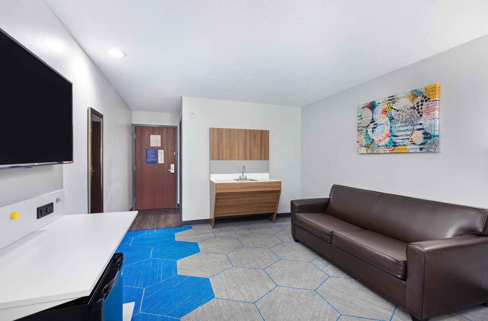 Microtel Inn & Suites Columbus North Екстериор снимка
